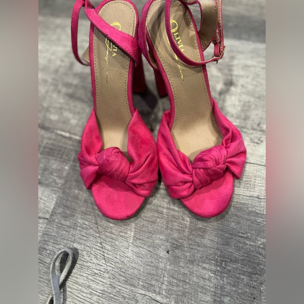 Pink heels brand Olivia